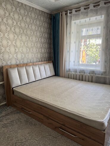шкафы для дома бу: Двухспальный диван б/у состояние отличное
Цена 15тыс lalafo.kg да шкафы для дома бу: Двухспальный диван б/у состояние отличное
Цена 15тыс