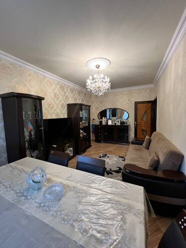 Köhnə tikili: Bakı, Bakıxanov qəs., 3 otaqlı, Köhnə tikili, 50 kv. m — 2