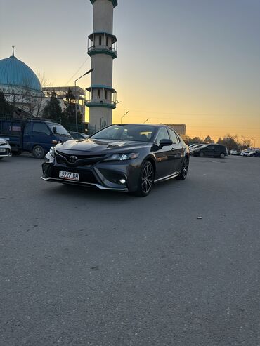 Toyota: Toyota Camry: 2018 г., 2.5 л, Автомат, Бензин, Седан