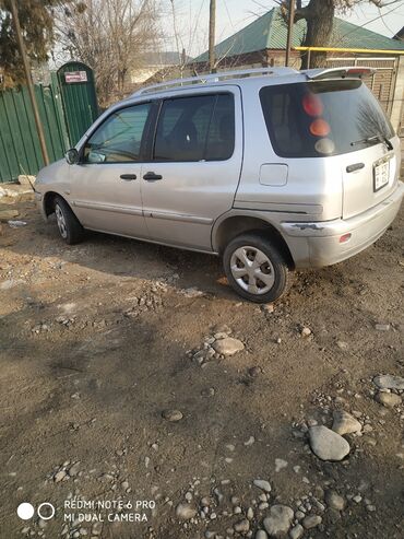 Toyota: Toyota Raum: 1999 г., 1.5 л, Автомат, Бензин, Кроссовер