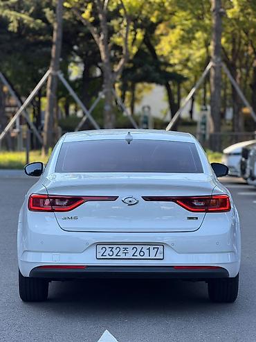 gac trumpchi: Renault Samsung SM6 (седан, белый) Классический 4‑дверный седан — 9