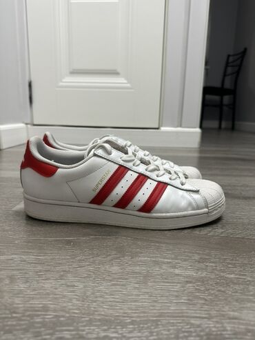 король кожи мазь оригинал и подделка: Мужские кроссовки, 44, Adidas, Б/у, цвет - Белый, Самовывоз