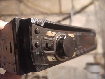 usb ventilyator: Pioneer DEH-2350UB avtomobil maqnitofonu Xüsusiyyətlər: - Ön paneldə