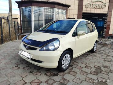 машина 5000: Honda Fit: 2004 г., 1.3 л, Вариатор, Бензин, Седан