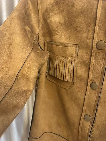 patchi goz alti: Qadınlar üçün süet görünümlü jaket - Rəng: isti qəhvəyi (karamel — 2