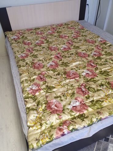 стеганое одеяло из овечьей шерсти: Одеяло ватное 150×210