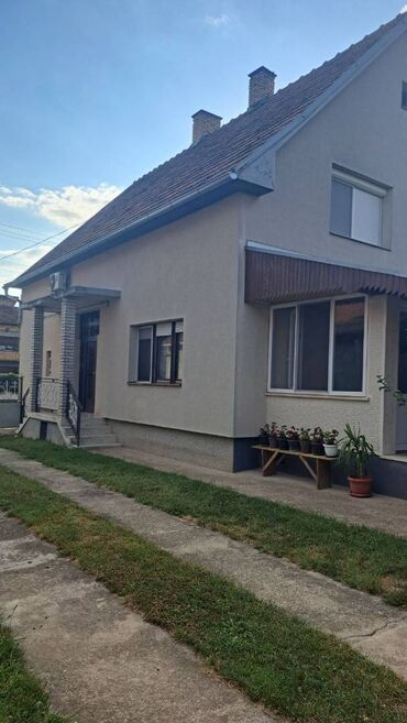 Kuće na prodaju: 270 kv. m, 2 sobe — 9