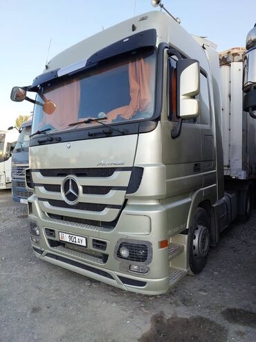 Грузовой транспорт: Тягач, Mercedes-Benz, Без прицепа