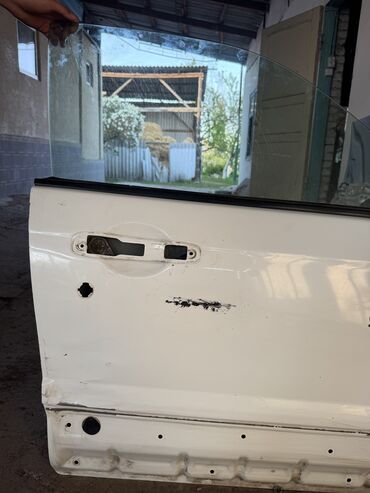 Двери и комплектующие: Дверь Передняя правая Subaru, Б/у, Оригинал at lalafo.kg — 13 Двери и комплектующие: Дверь Передняя правая Subaru, Б/у, Оригинал — 13