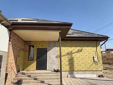 Кровля крыши любой сложности металлочерепица профнастил сайдинг крыша at lalafo.kg Кровля крыши любой сложности металлочерепица профнастил сайдинг крыша