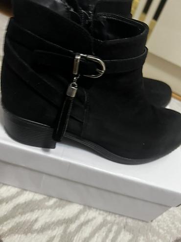 Dəstlər, kostyumlar: Qadın üst geyimləri dəsti – 4 model 1) İki materiallı tunik/jaket – — 12