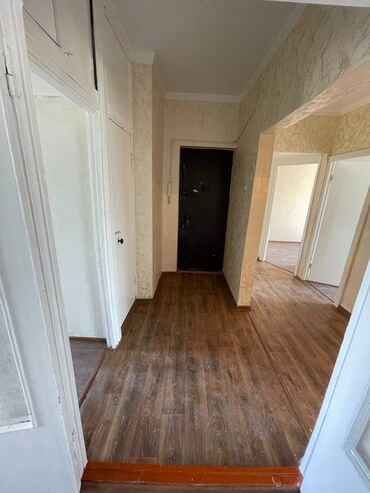 Продажа квартир - Бишкек: Продается квартира: 105 серия, Восток 5, 4 комнаты, 76 кв. м