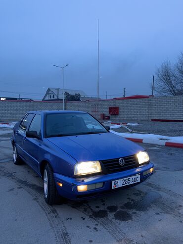 широкие шины: Volkswagen Jetta: 1998 г., 2 л, Механика, Бензин, Седан