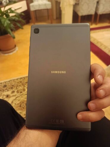 samsung notebooklar: Samsung tab 7 lait cox az islenib teze kimi qalib