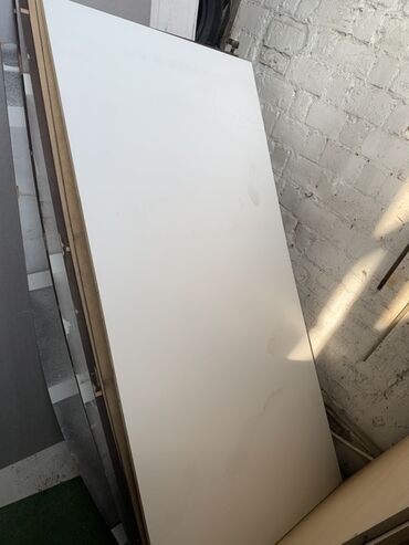 шкафы гардероб: Белые ламинированные панели/листы МДФ 16 мм: 1200 сом/лист. Итого