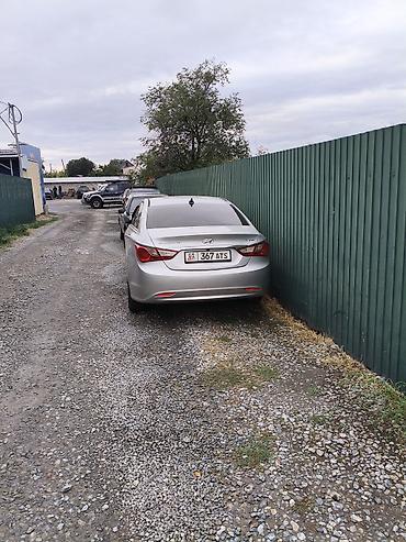 Hyundai Sonata: 2010 г., 2 л, Автомат, Бензин, Седан — 5