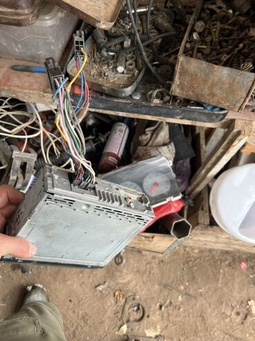 Магнитолы: Автомагнитола Sony, формат 1DIN. Основные особенности: - Поддержка — 6