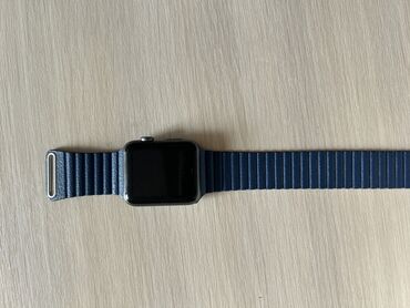 часы отличные: Apple watch series 1 42мм Состояние 8/10 Работают отлично, в