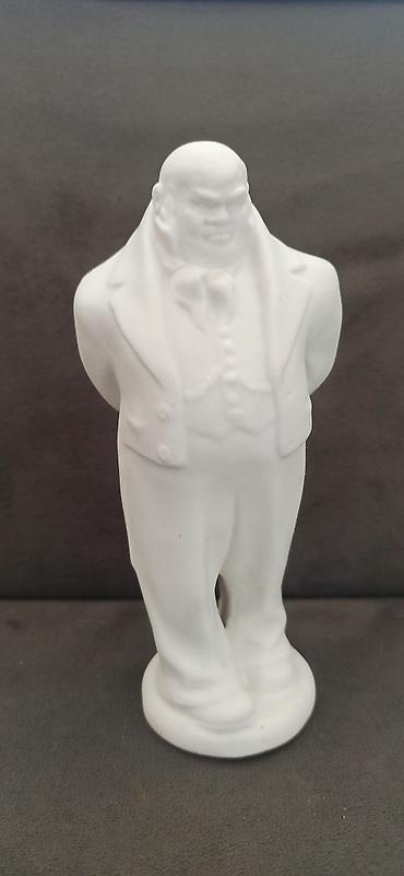 Fiqurlar: Fiqur, rəng - Ağ — 7