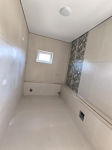 Продажа коттеджей и домов: 5 комнат, 160 м², 5 соток, Бишкек, Собственник — 12