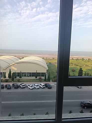 Mənzil kirayələyirəm: 3 otaqlı, 111 kv. m — 12