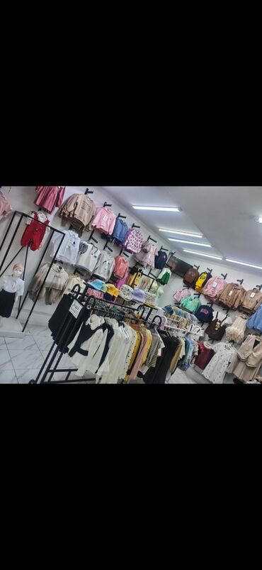 дом в кордае: Аламединский рынок / базар Продается пол магазина детской одежды