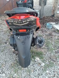 м8 скутер: Продаю скутер Maxi 150 куб. Есть документы. Заводится с пол‑пинка