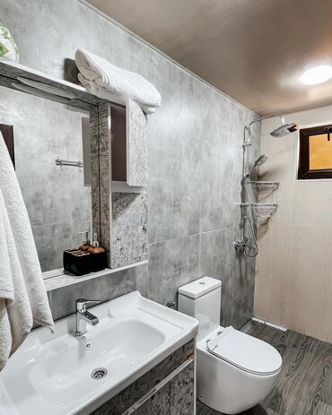 Günlük kirayə evlər: 200 kv. m, 3 otaqlı, Kanalizasiya, Telefon, Artezian quyusu — 16