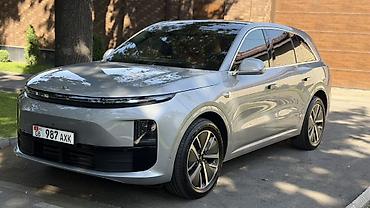 xiaomi su7: Lixiang L6: 2024 г., 1.5 л, Автомат, Гибрид, Кроссовер — 1