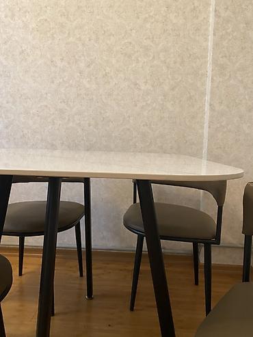 boyama seti: Mətbəx/qonaq otağı üçün stol və 4 stul dəsti - Stol üstü: ağ mermer — 6