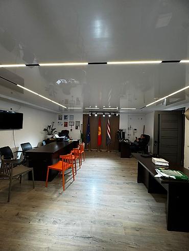 Аренда офисов: Аренда офисов, 135 м², В жилом комплексе, С отдельным входом, С отдельным сан узлом, С юридическим адресом — 1