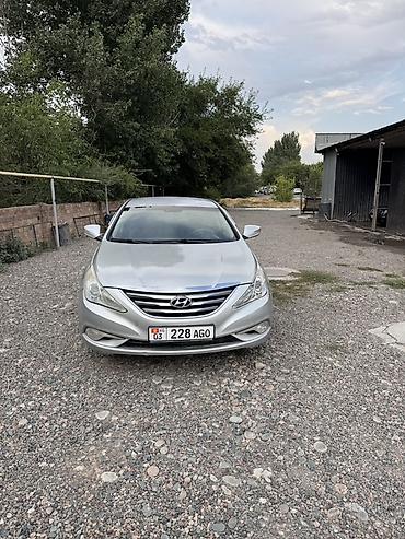 Продажа авто: Hyundai Sonata: 2014 г., 2 л, Автомат, Газ, Седан — 5