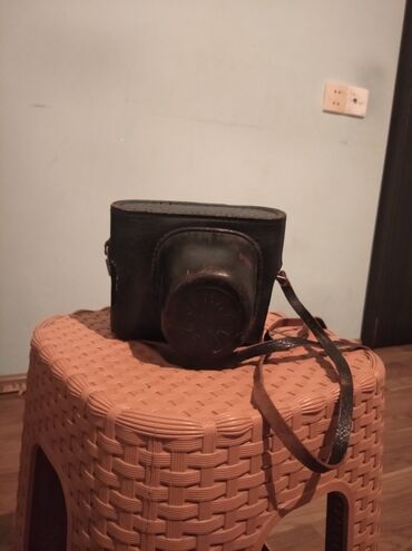 fotoaparat polaroid: Fotoaparat zenit e. Öz original futlyarında 130azn. İşlək vəziyyətdə