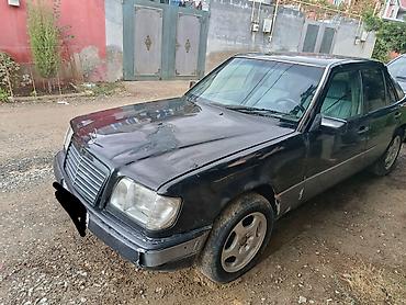 byd destroyer o5: Mercedes-Benz E 200: 2 l | 1992 il Sedan — 7