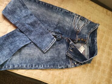 Pantalone: M, Visok struk, Ravne nogavice — 14