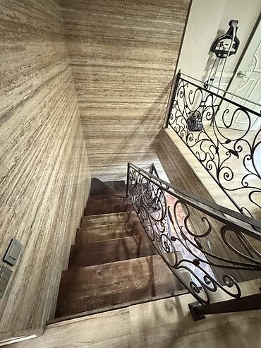 таунхаус купить: 6 комнат и более, 212 м², Манаса/Боконбаева Элитка, 10 этаж — 7