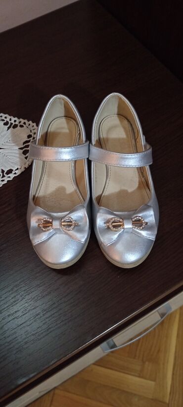 cipelice za devojcice sa stiklom: Plitke cipele, Veličina - 30