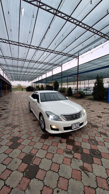 машина сатылат срочно: Toyota Crown: 2010 г., 3.5 л, Автомат, Гибрид