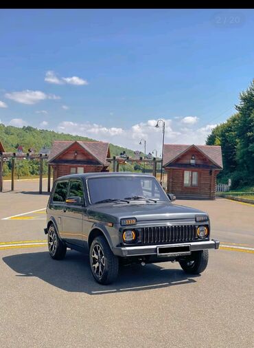 VAZ (LADA): VAZ (LADA) 4x4 Niva: 1.8 l | 2018 il Ofrouder/SUV — 18