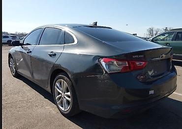 cherry masin: 2017 Malibu Lt, Böyük Manitor, Airbagların hansı salamat 4 qapı — 9