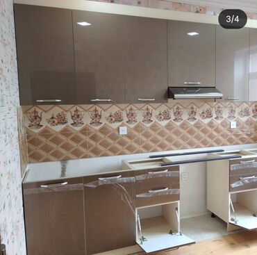 Sifarişlə mətbəx mebeli: Sifarişlə mətbəx dəsti, Özü çəkən petlələr, Parlaq laminat, Kredit yoxdur, Ödənişli çatdırılma — 4