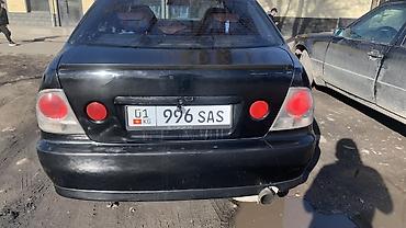 Lexus: Lexus IS: 2001 г., 2 л, Автомат, Бензин, Седан — 2