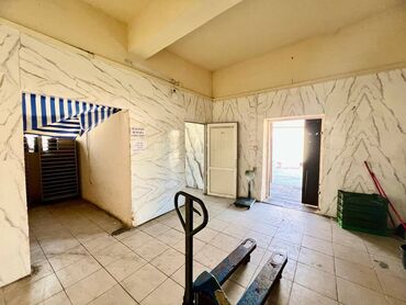 Anbar və emalatxanalar: Nərimanov rayonu, “Baksol” yolunda, “Ziya Bünyadov” prospektinə yaxın — 16