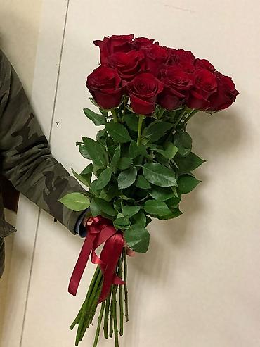 hoya gulu: 🌹 Qızılgül Buketi 🌹 • Qızılgüllərin hündürlüyü: 60sm • Sayı: 15 (Bütün — 1