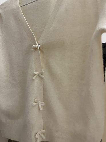 Baletkalar: Mango teze jaket Kofta knopkalıdır Karma yün kumaşlı. Orta — 8