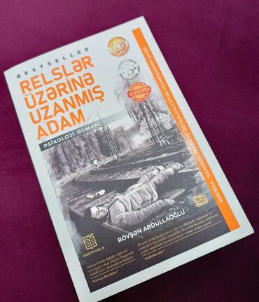 Kitab yenidir, işlənməyib, hədiyyə alınıb. Psixoloji romandır, 10 aznə