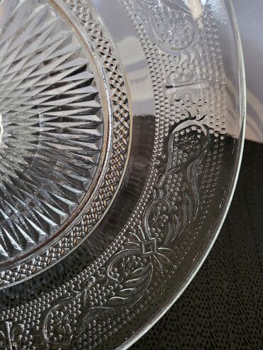 Ostalo posuđe: Bombonijera nova,vintaz staklena. Bombonijera perfektna sve na njoj — 8