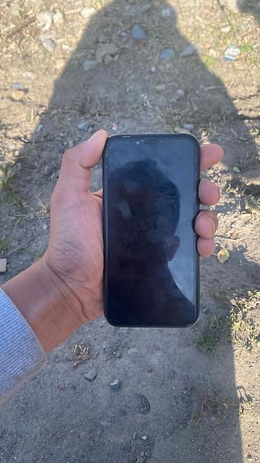 фото 3 на 4: Смартфон Apple iPhone XR, цвет чёрный. Характеристики и особенности — 2