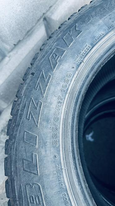 Шины: Комплект зимних шин Bridgestone Blizzak, 4 шт Размер: 225/65 R17 — 3