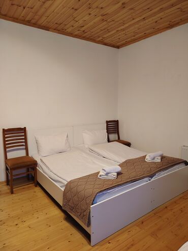 Bağ evlərinin kirayəsi: 255 kv. m, 4 otaqlı, Hovuzlu, Qaz — 7